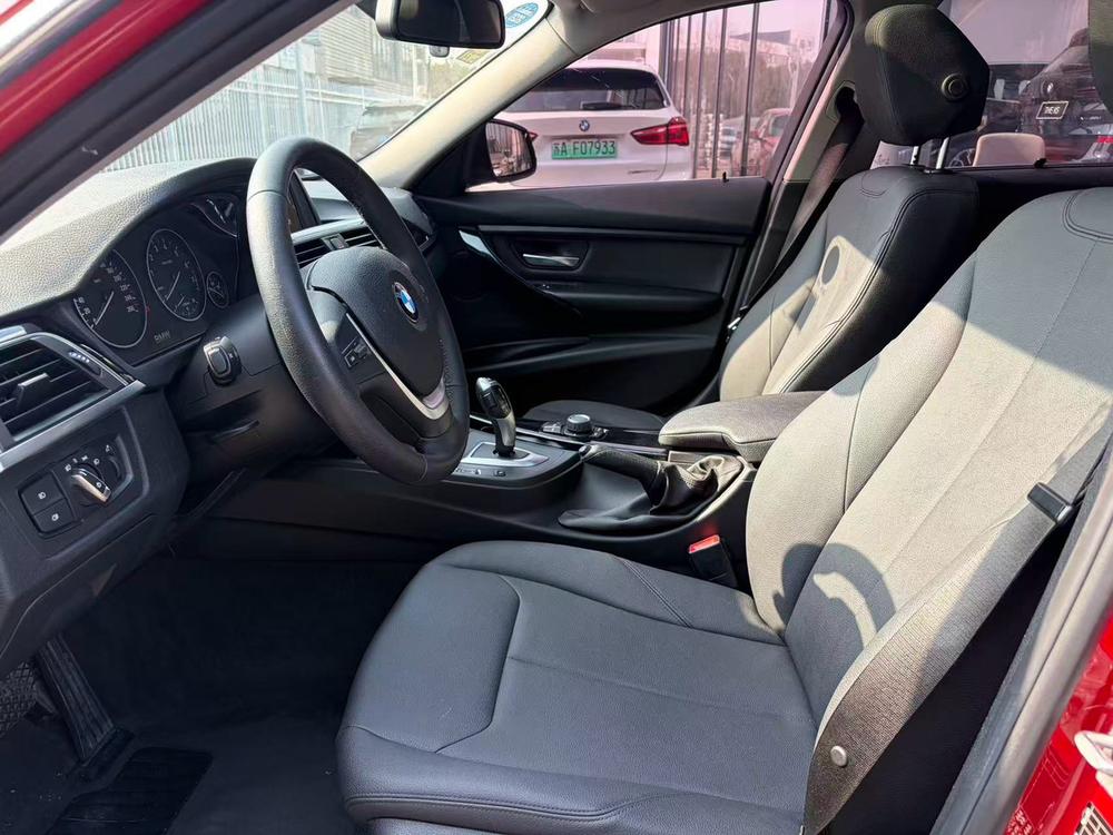 BMW 3 Series 2017 #14 BMW 3 Series 2017 car image #14
