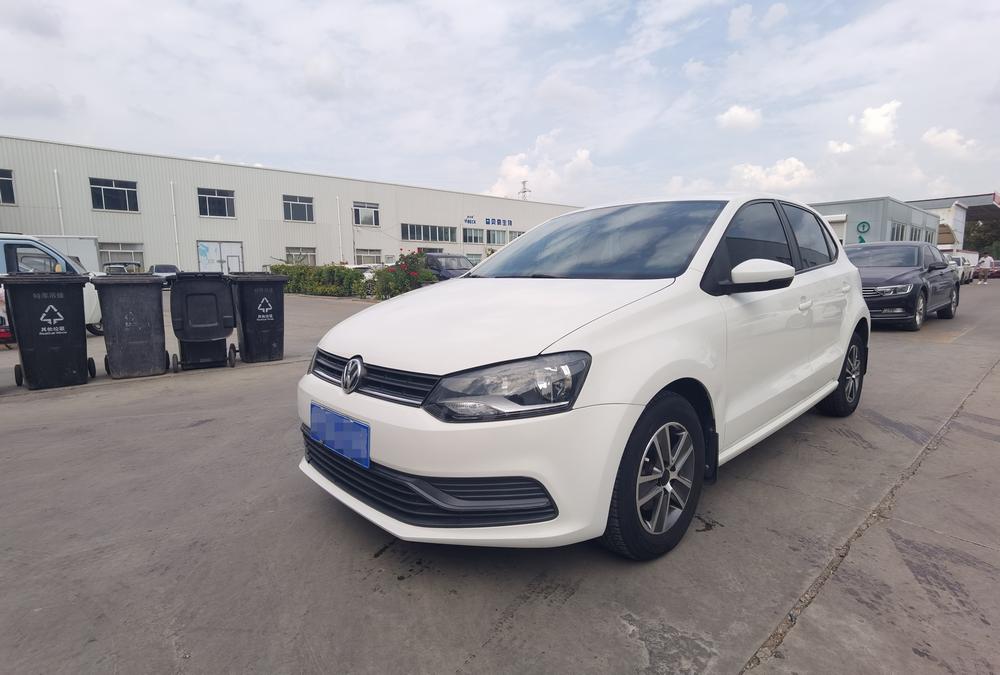 Volkswagen Polo 2016 Volkswagen Polo 2016 car image