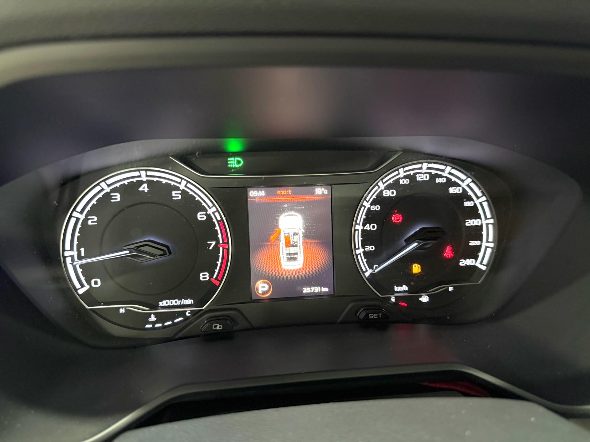 GEELY Vision X6 2023 car image #10