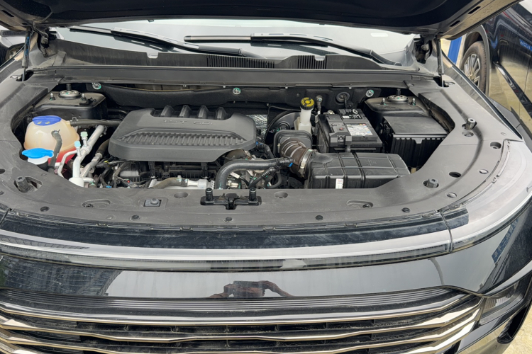 Jetour X70 PLUS 2024 car image #17