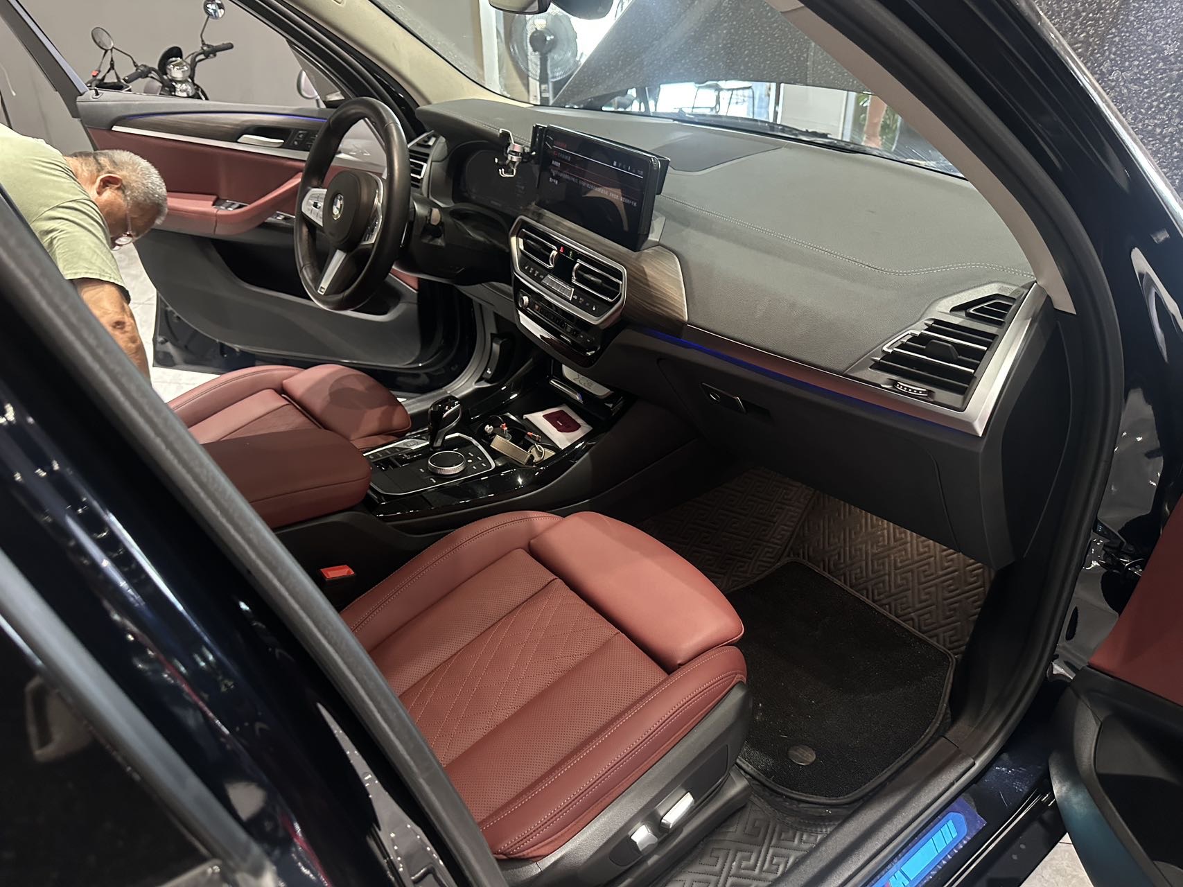 BMW X3 2023 car image #3