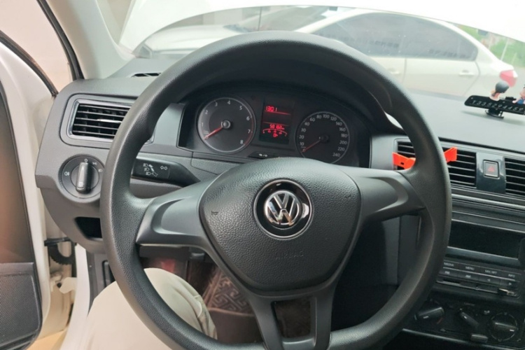 Volkswagen Santana 2021 #11 Volkswagen Santana 2021 car image #11