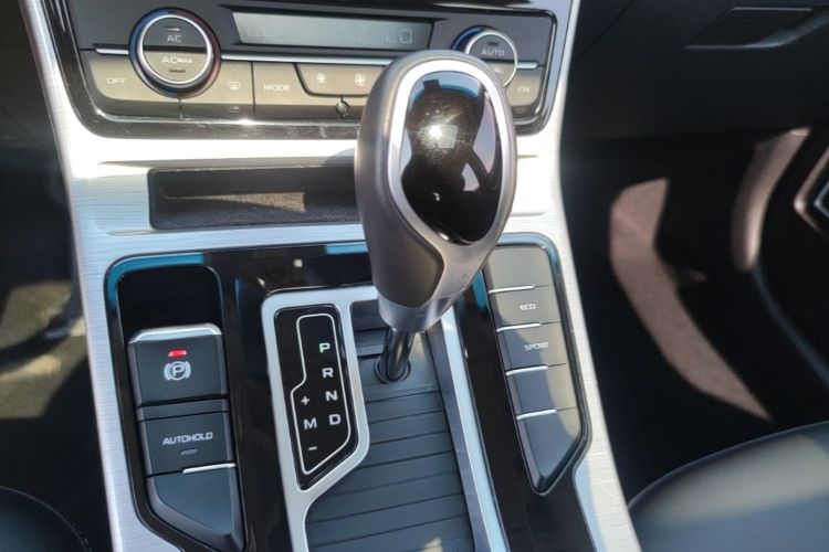 GEELY Emgrand GS 2020 car image #18