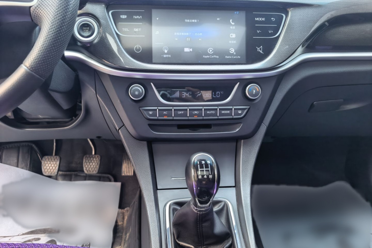 GEELY Emgrand 2017 car image #15