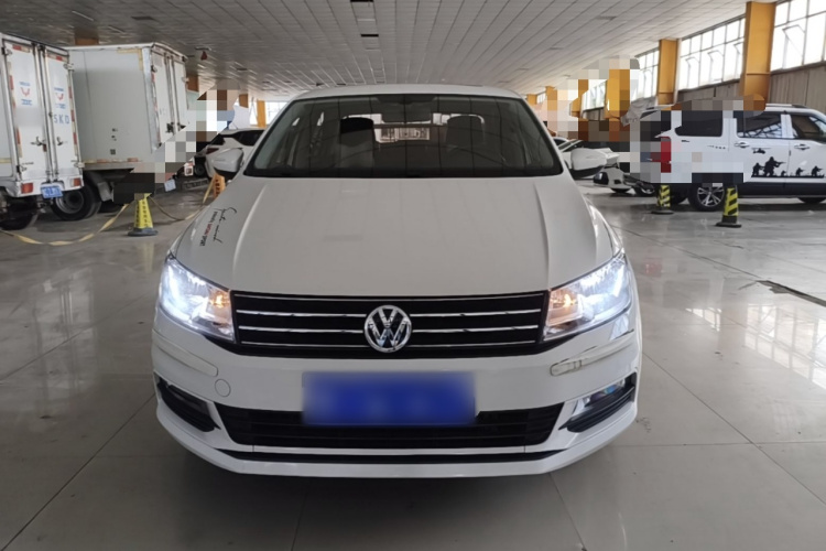 Volkswagen Santana 2019 car image #3