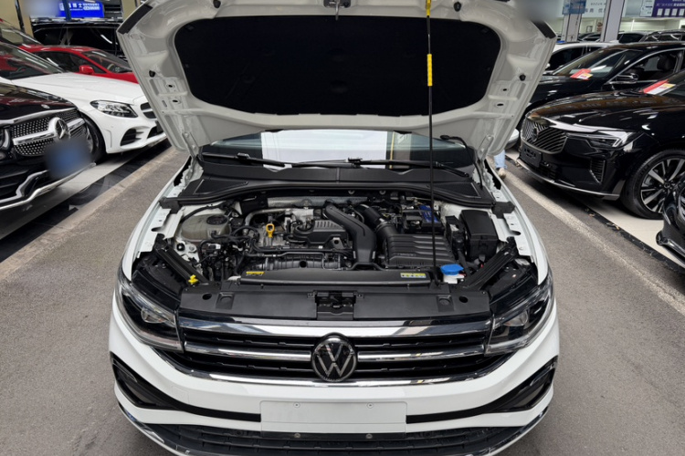 Volkswagen Bora 2023 car image #28