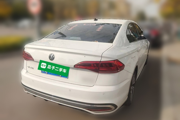 Volkswagen Bora 2022 car image #5