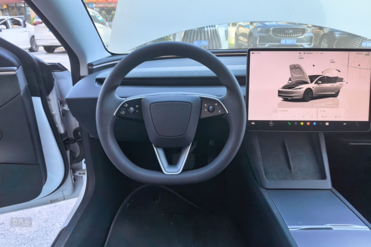 Tesla Model 3 2025 #12 Tesla Model 3 2025 car image #12