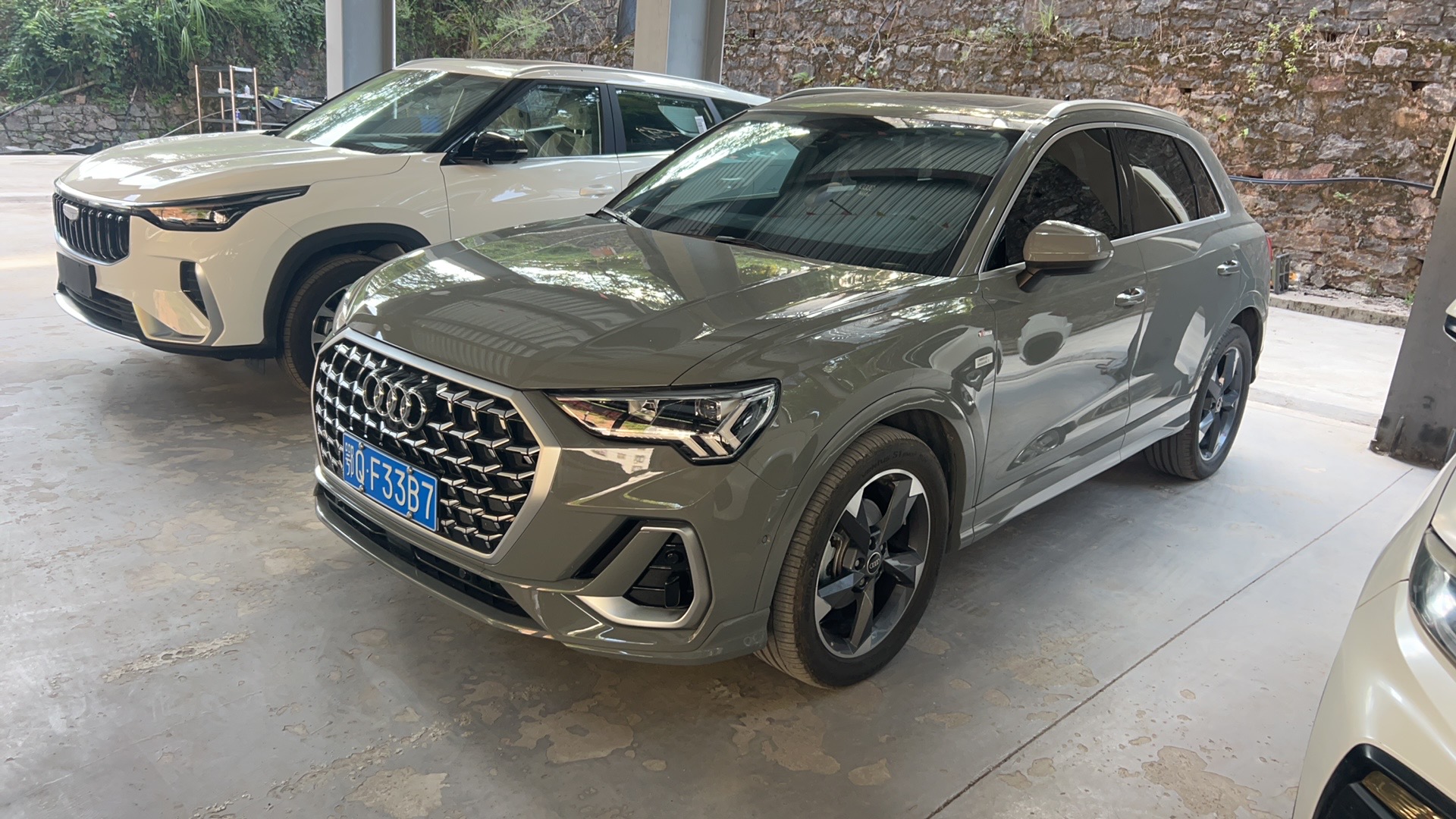 Audi Q3 2024 #2 Audi Q3 2024 car image #2