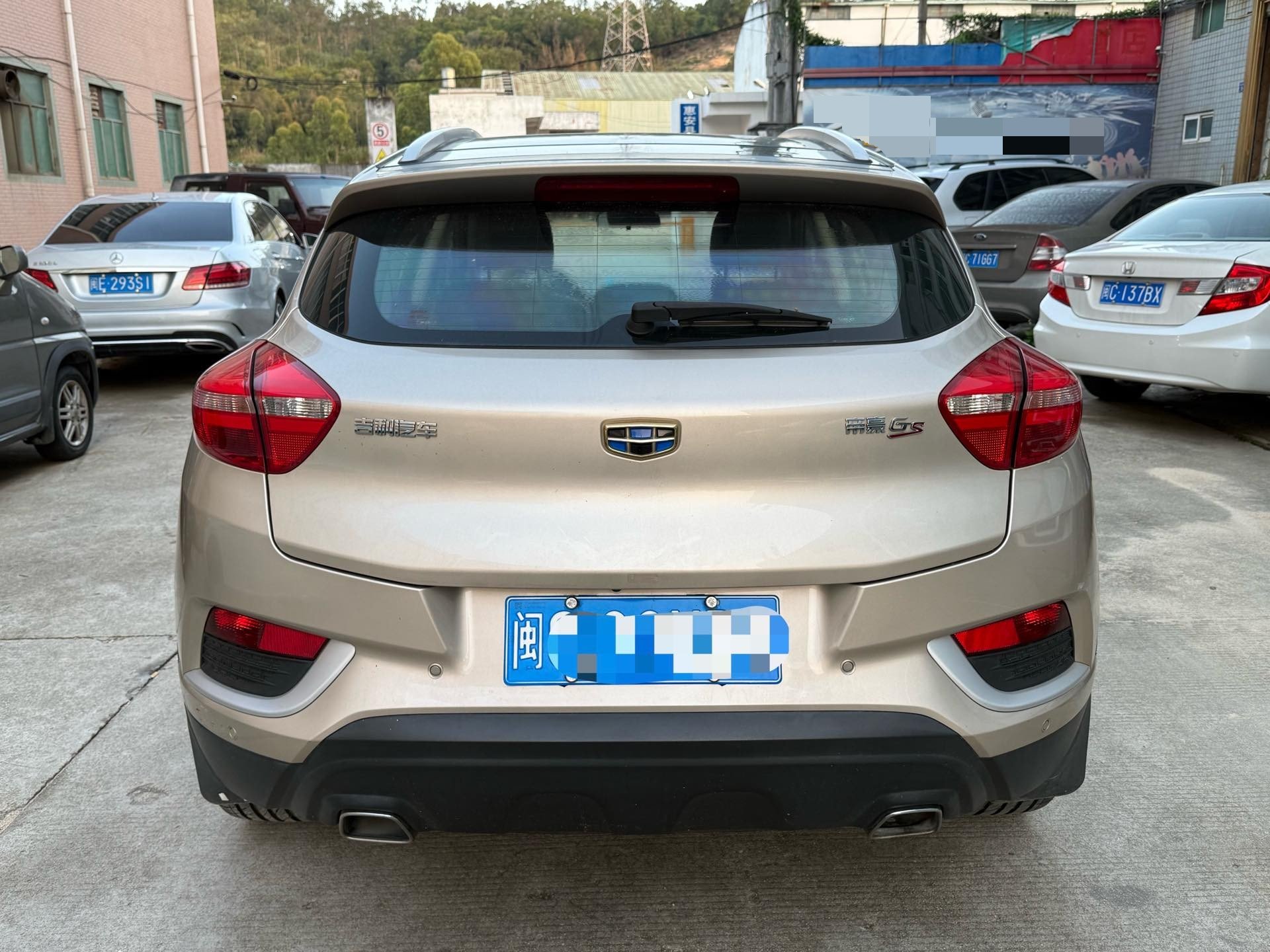 GEELY Emgrand GS 2018 car image #9