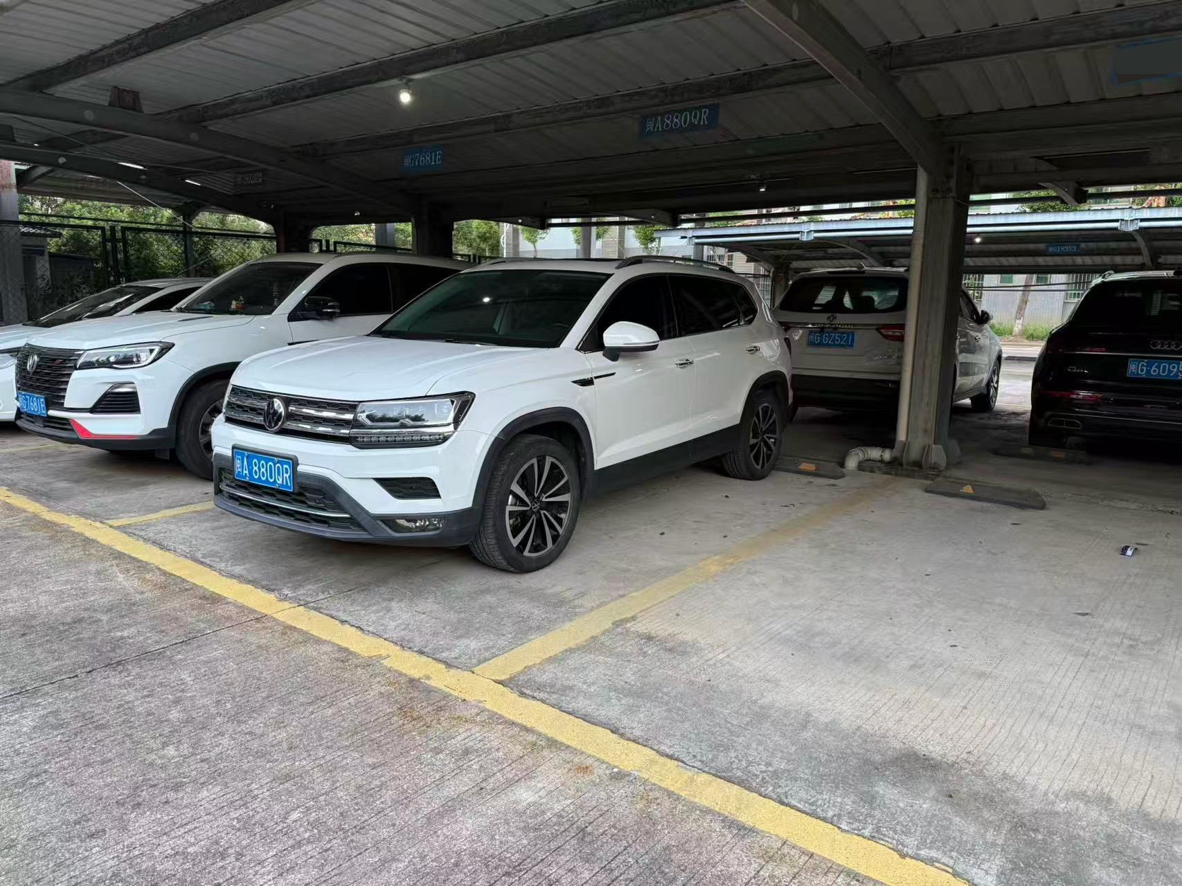 2023 2023 immagine di auto