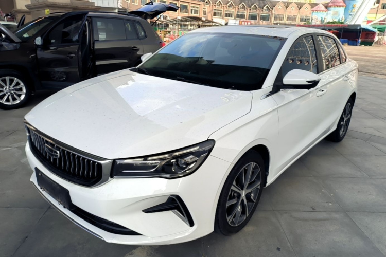 GEELY Emgrand 2024 car image #2