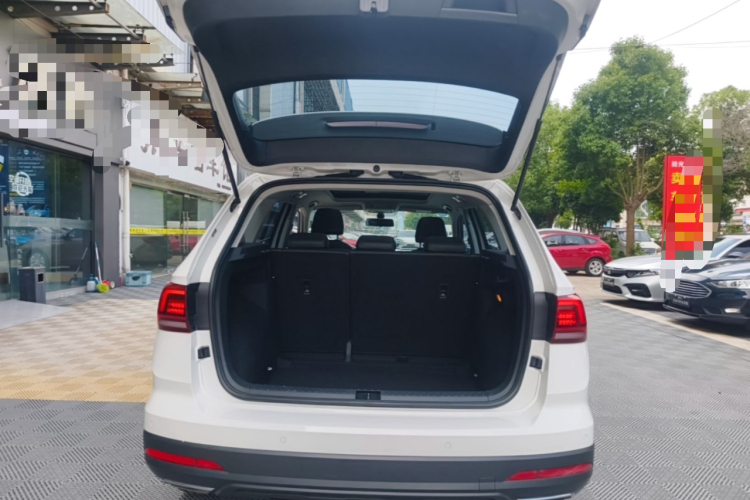 Volkswagen Tharu 2020 car image #21