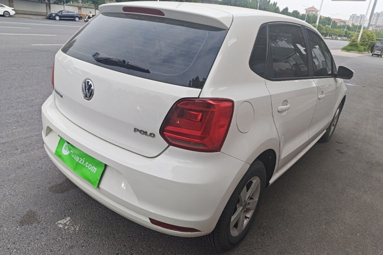 Volkswagen Polo 2017 car image #7