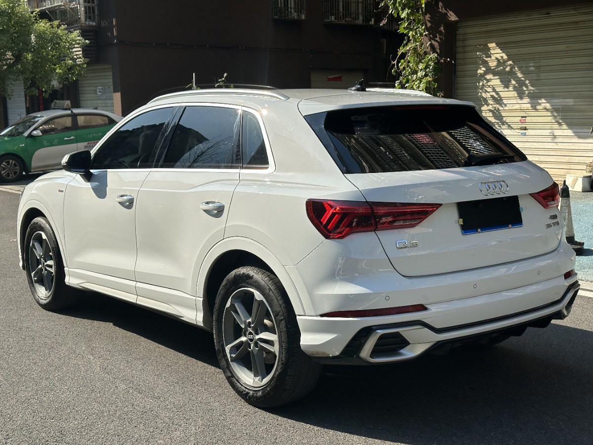Audi Q3 2023 #9 Audi Q3 2023 car image #9