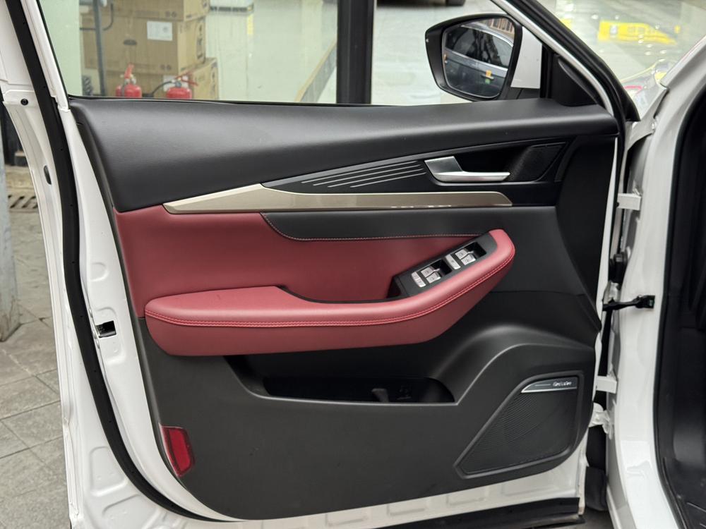 Jetour X70 2024 car image #10
