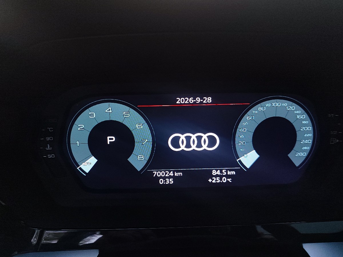 Audi A3 2021 صورة سيارة #12