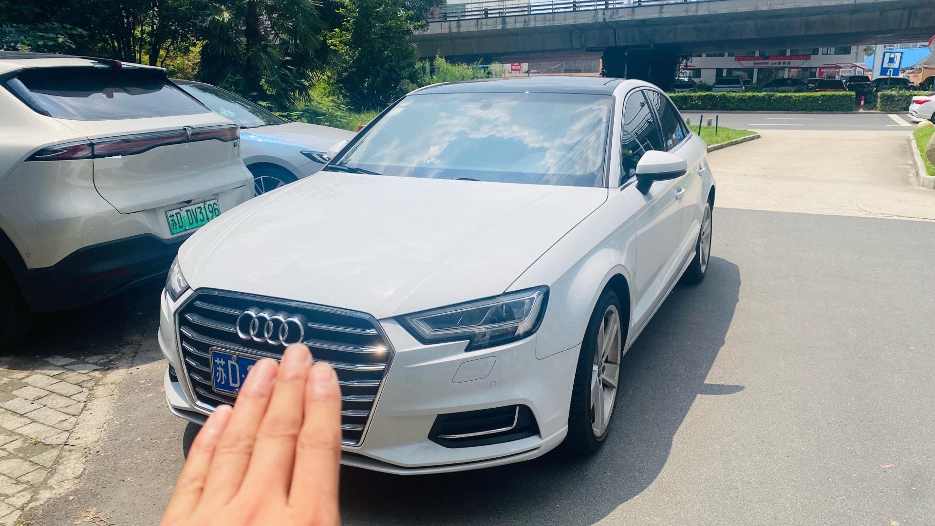 Audi A3 2018 car image 