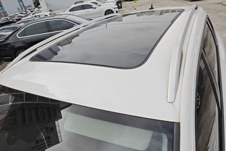 Volkswagen Tharu 2020 car image #25