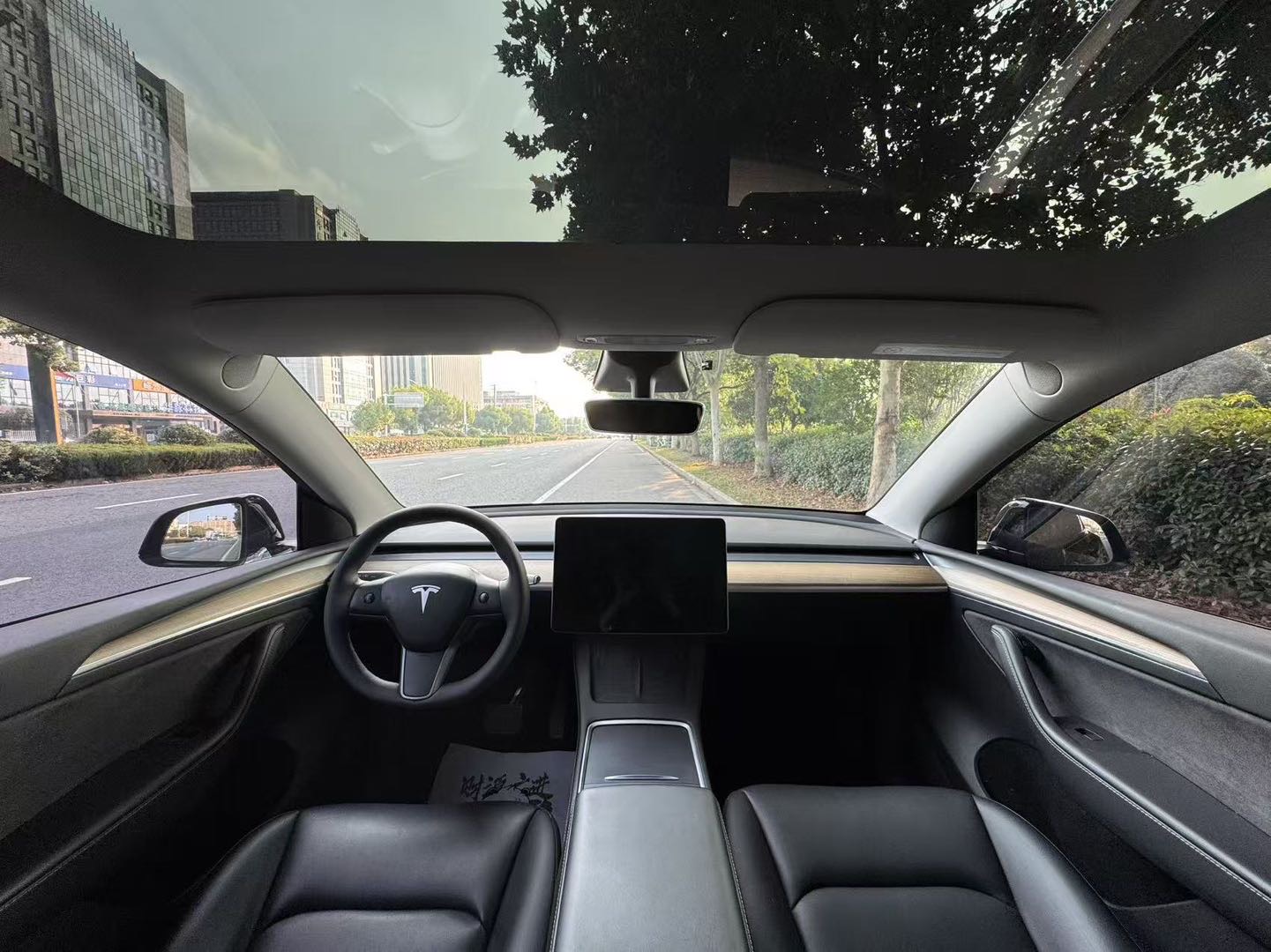 Tesla Model Y 2021 #11 Tesla Model Y 2021 car image #11