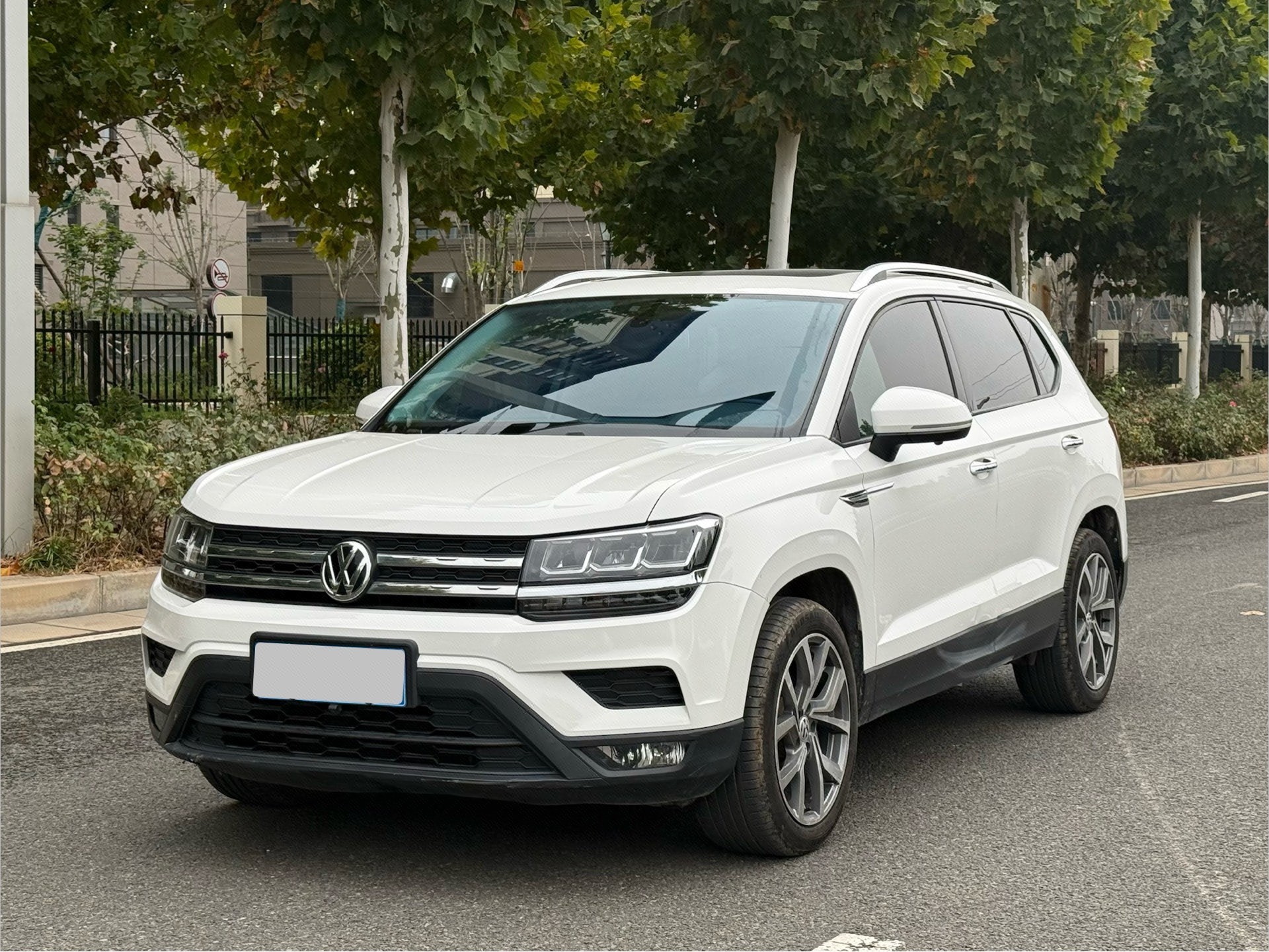 2019 2019 car image