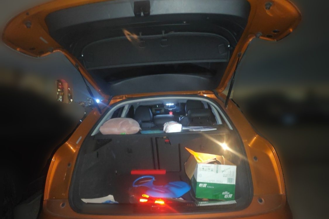 Audi Q3 2014 car image #8