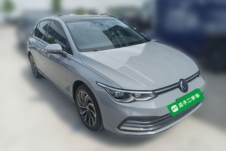 Volkswagen Golf 2022 car image #4