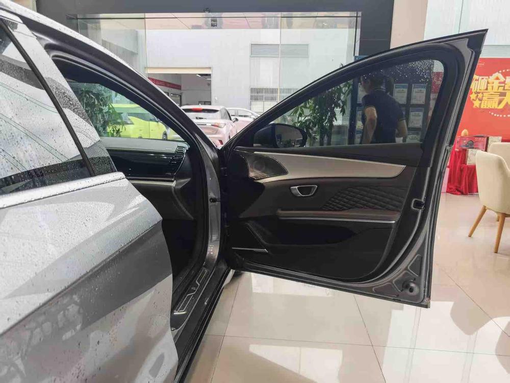 BYD Han 2024 #15 BYD Han 2024 car image #15