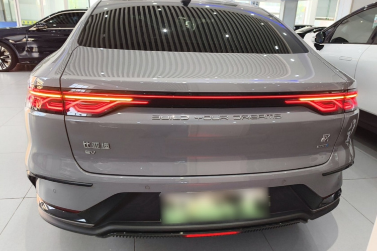 BYD Han 2025 car image #6