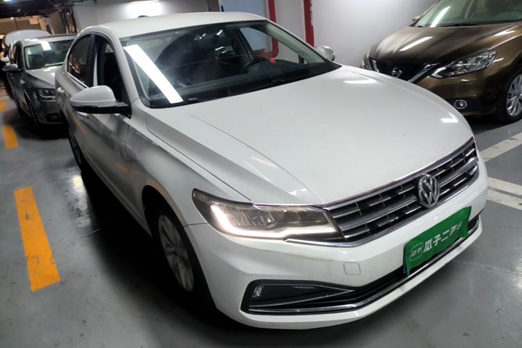 Volkswagen Bora 2019 #4 Volkswagen Bora 2019 car image #4
