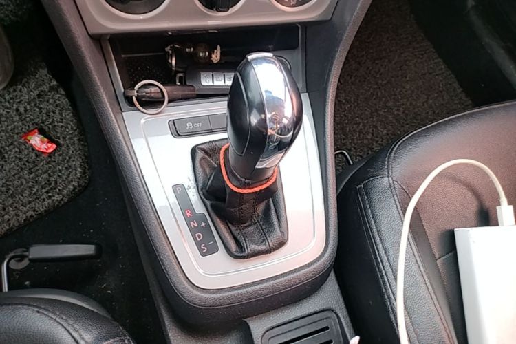 Volkswagen Lavida 2017 car image #16