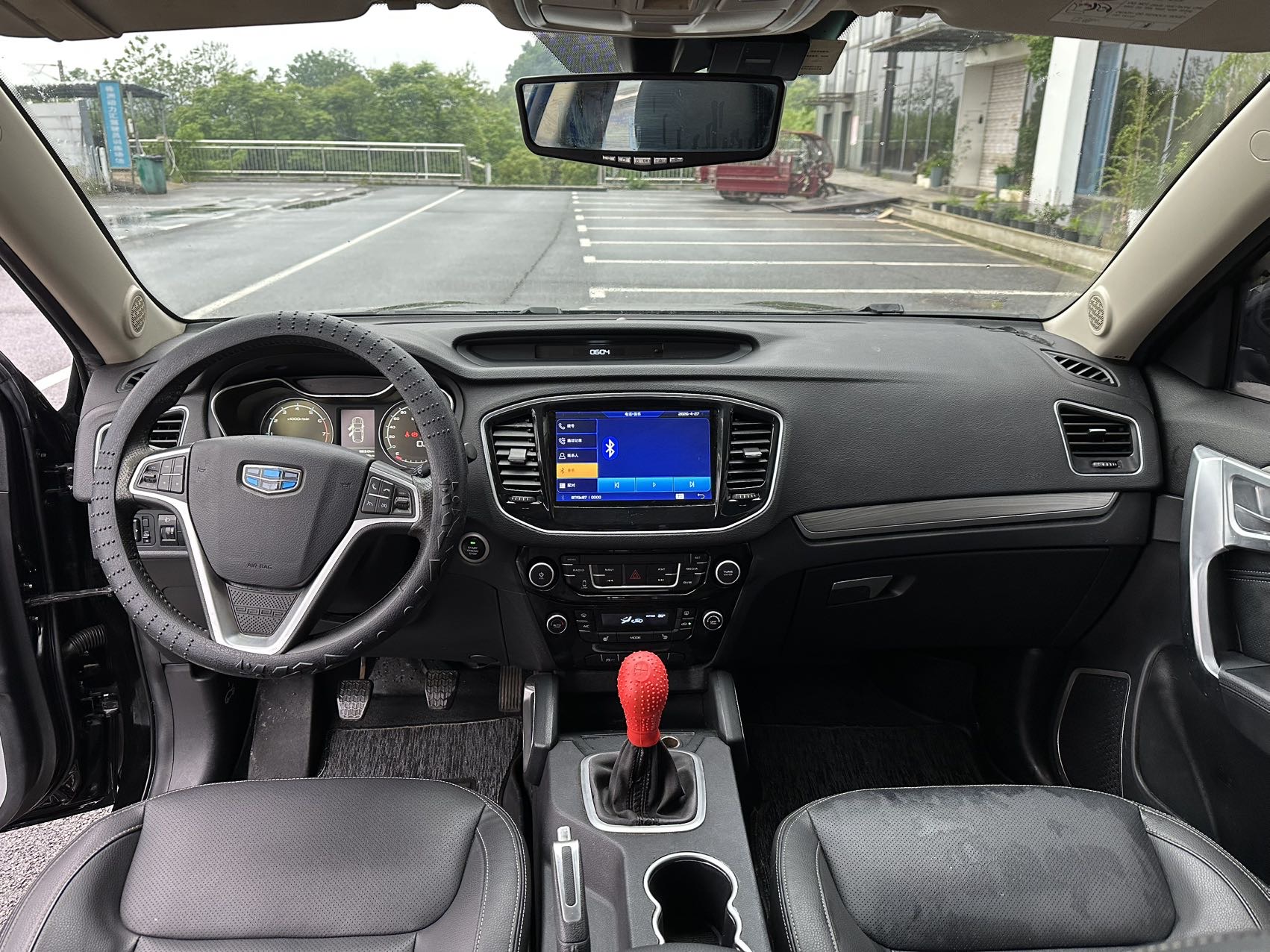 GEELY Vision X6 2018 car image #9