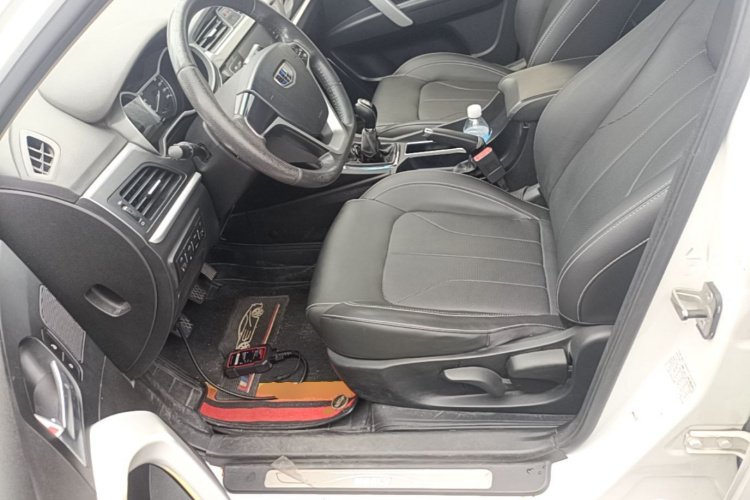 GEELY Emgrand 2017 car image #15