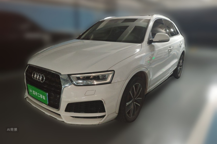 Audi Q3 2019 car image #2
