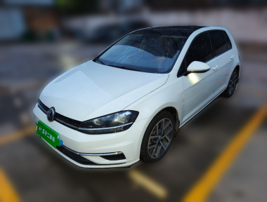 Volkswagen Golf 2020 car image 