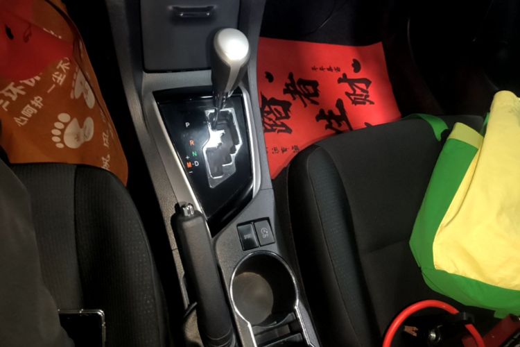 Toyota Corolla 2018 imagen de coche #14