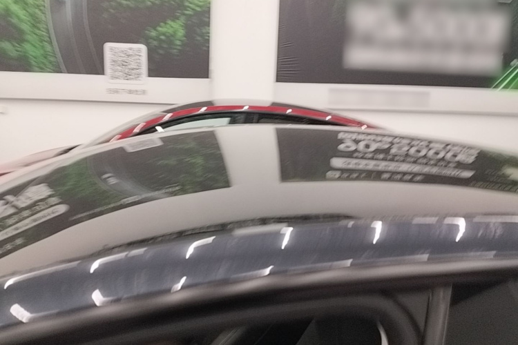 Tesla Model Y 2024 car image #25