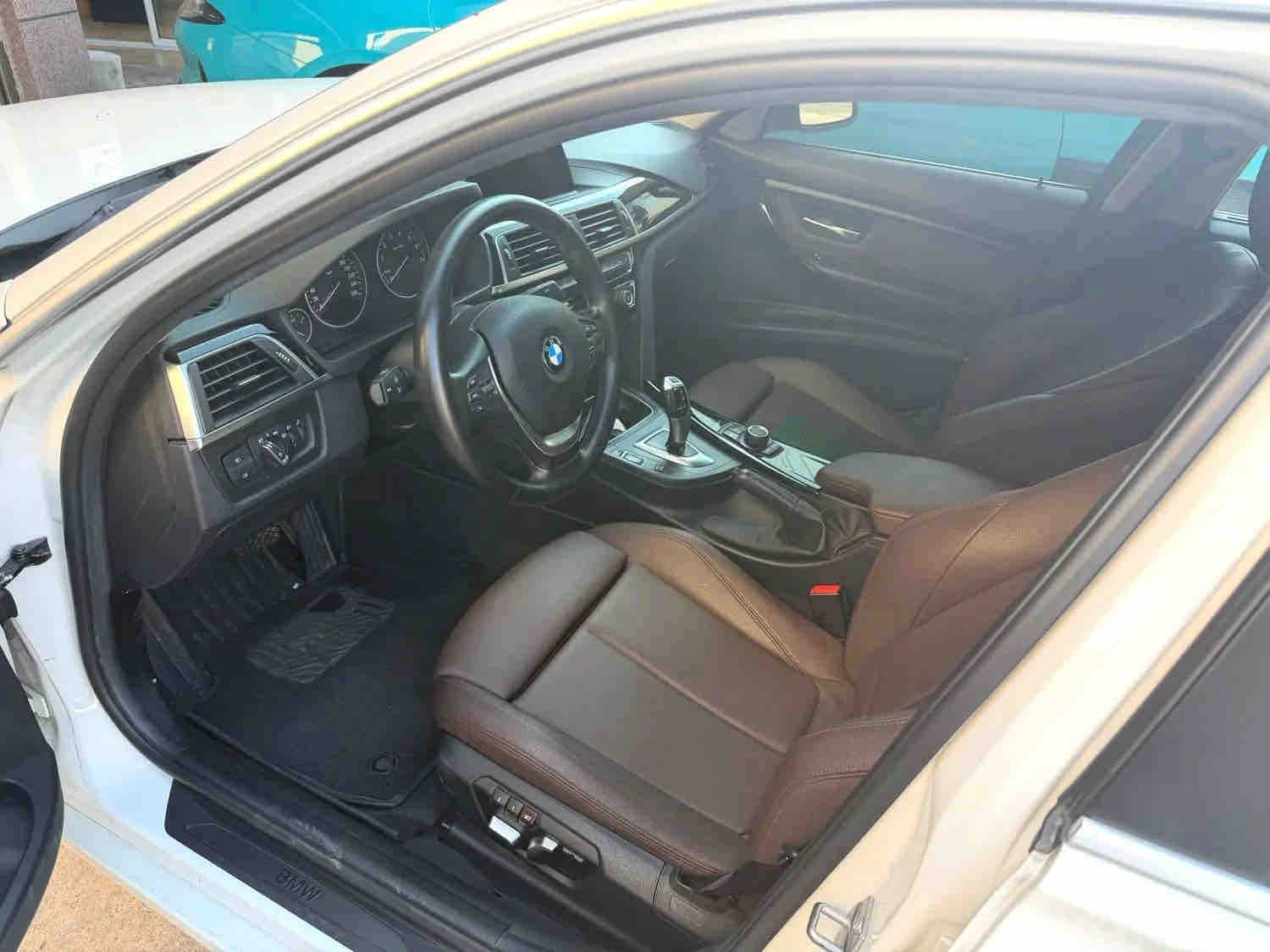 BMW 3 Series 2018 imagem de carro #8