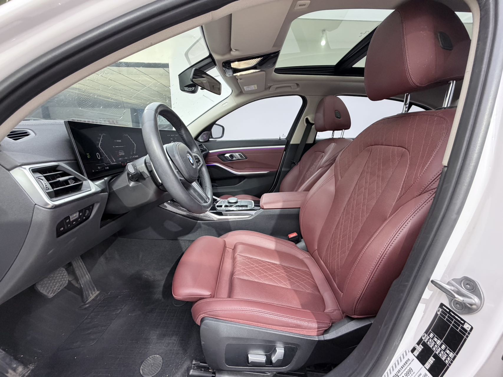 BMW 3 Series 2023 immagine di auto #7