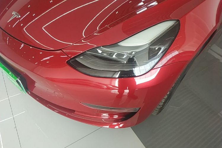 Tesla Model 3 2020 car image #23