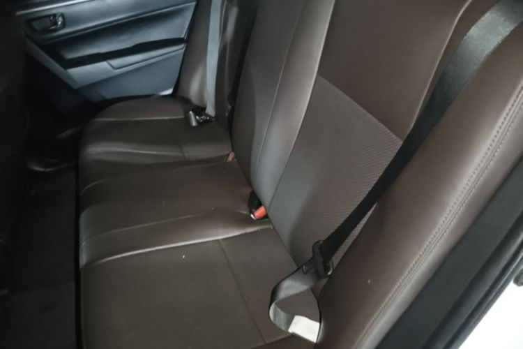 Toyota Corolla 2019 car image #17