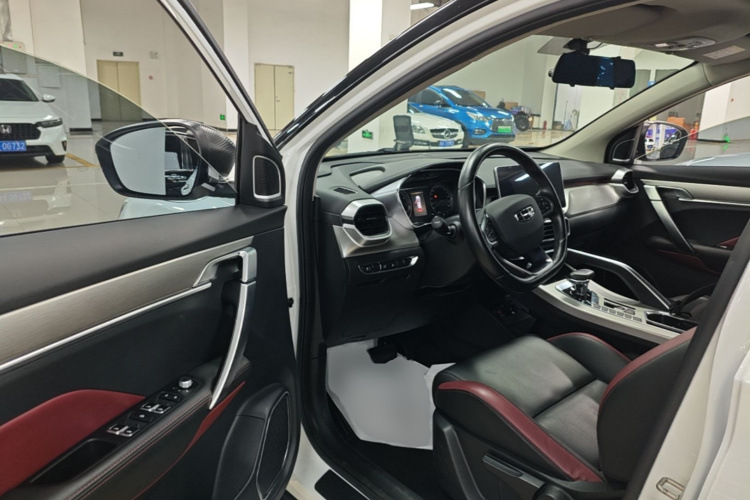 GEELY Coolray 2022 изображение автомобиля #16