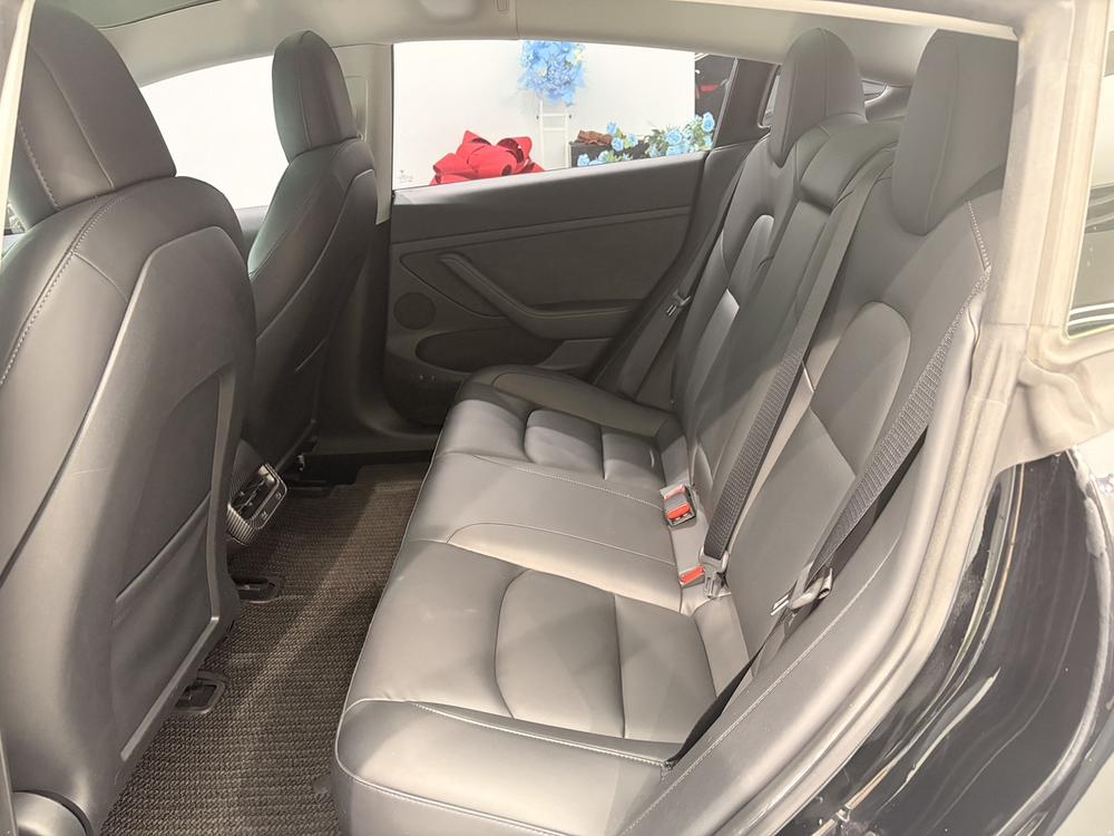 Tesla Model 3 2021 car image #10