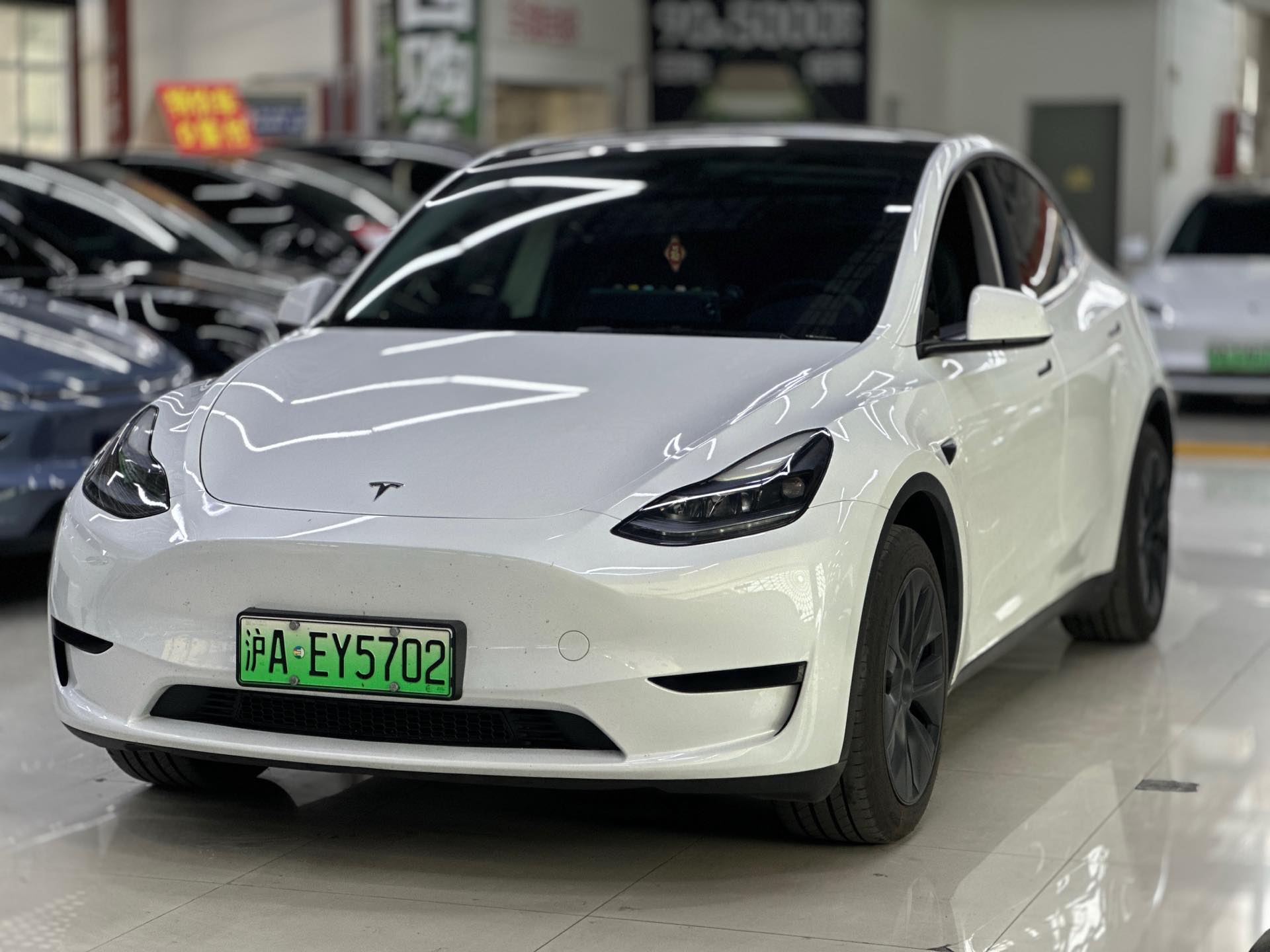 Tesla Model Y 2024 Tesla Model Y 2024 car image