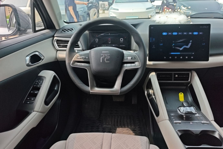 BYD YuanUP 2024 #11 BYD YuanUP 2024 car image #11