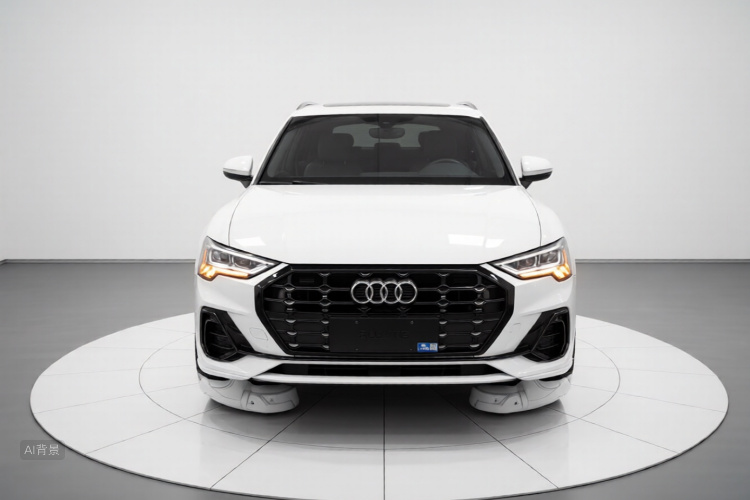 Audi Q3 2021 car image #3