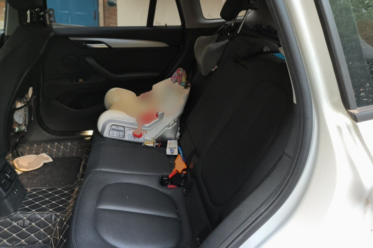 BMW X1 2019 #19 BMW X1 2019 car image #19