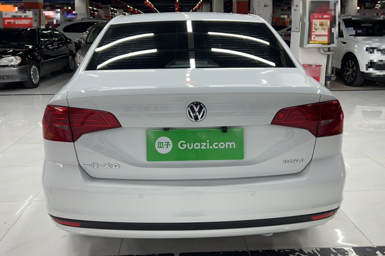Volkswagen Bora 2019 #4 Volkswagen Bora 2019 car image #4