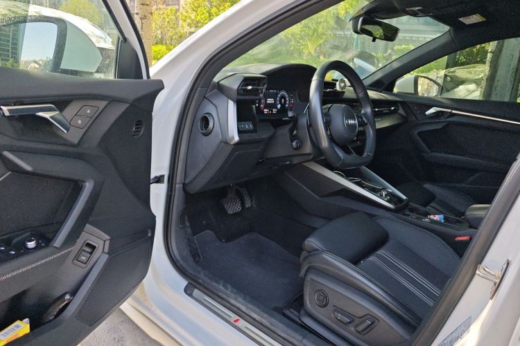 Audi A3 2022 car image #12