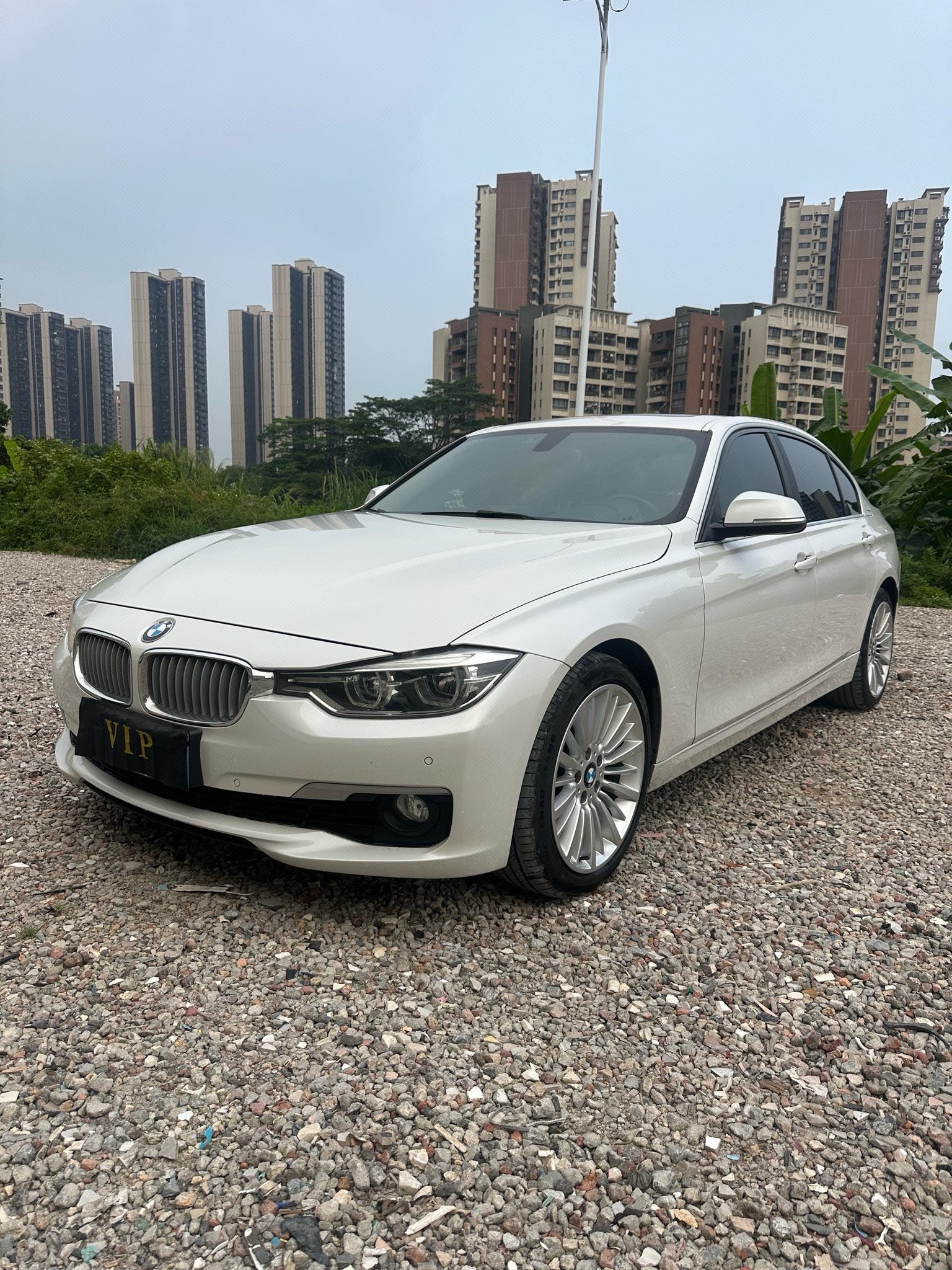 BMW 3 Series 2018 BMW 3 Series 2018 car image